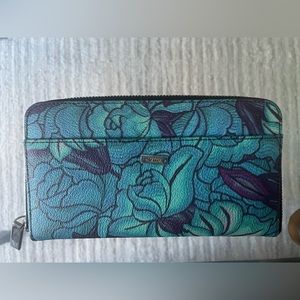 Pineda Colvan wallet